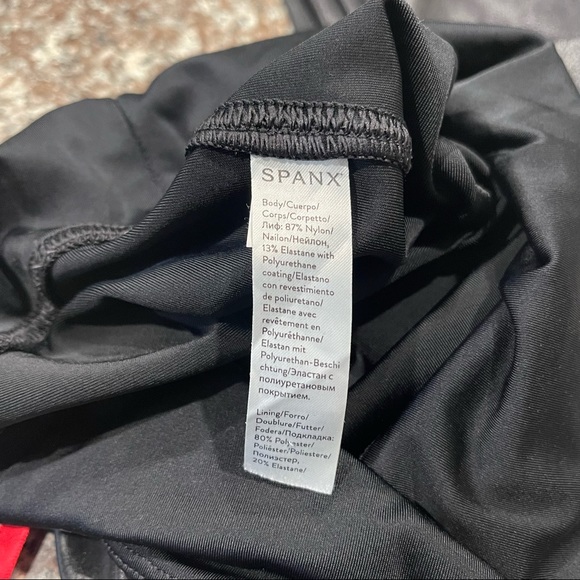 Spanx Leggings Bundle - Picture 7 of 15